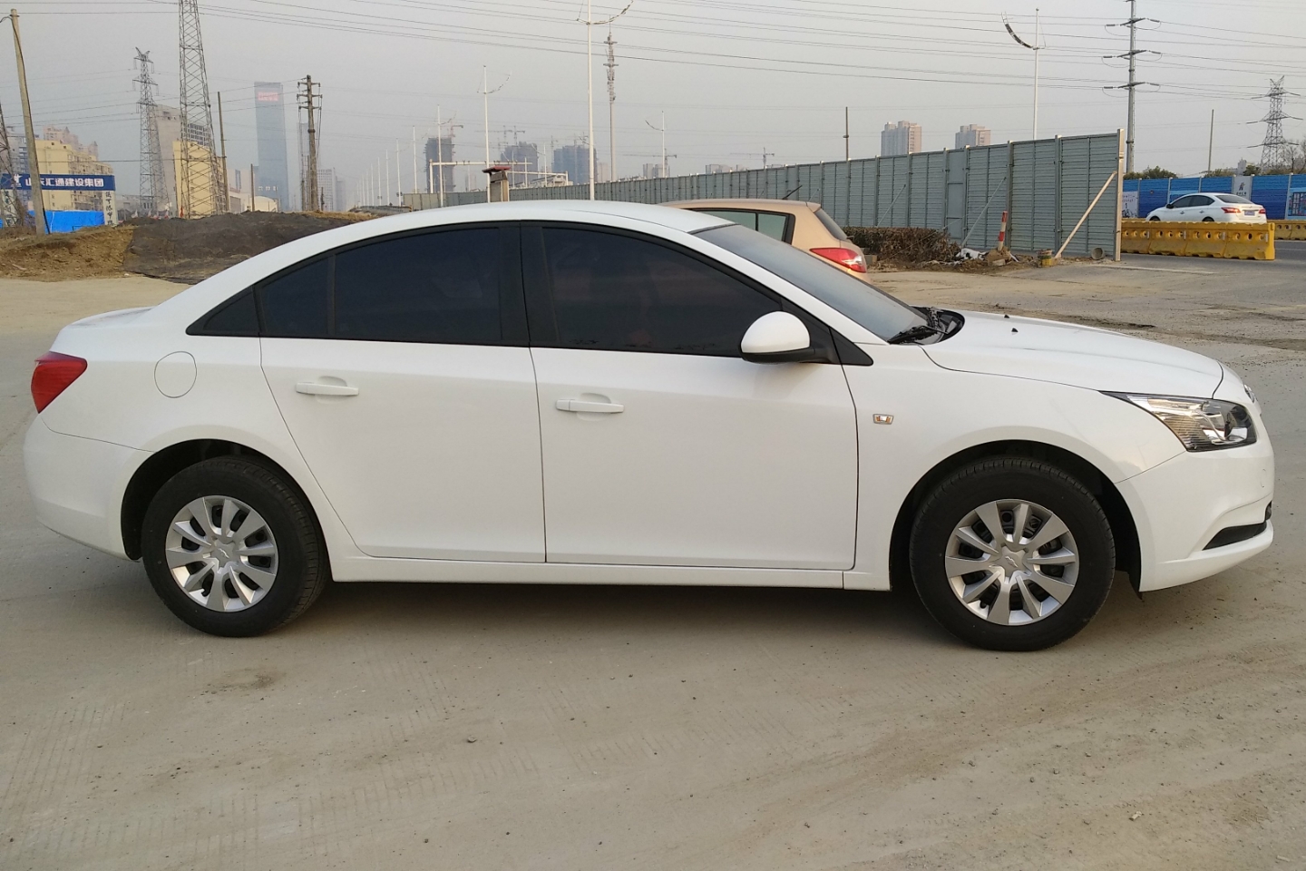 精真估提供二手车科鲁兹 2015款 1.5l 手动 sl经典版