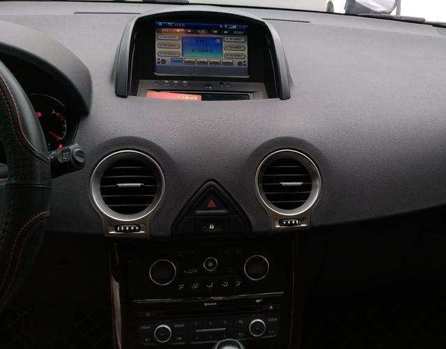 雷诺科雷傲 [进口] 2014款 2.5L 自动 四驱 Sportway限量版 