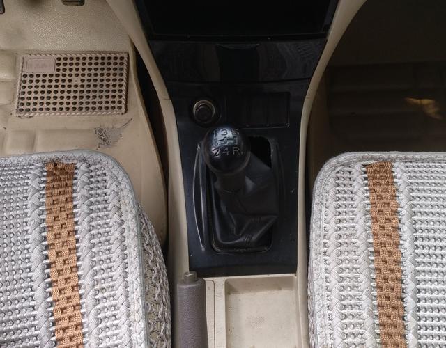 比亚迪F3 白金11版 2011款 1.5L 手动 舒适型 (国Ⅳ) 