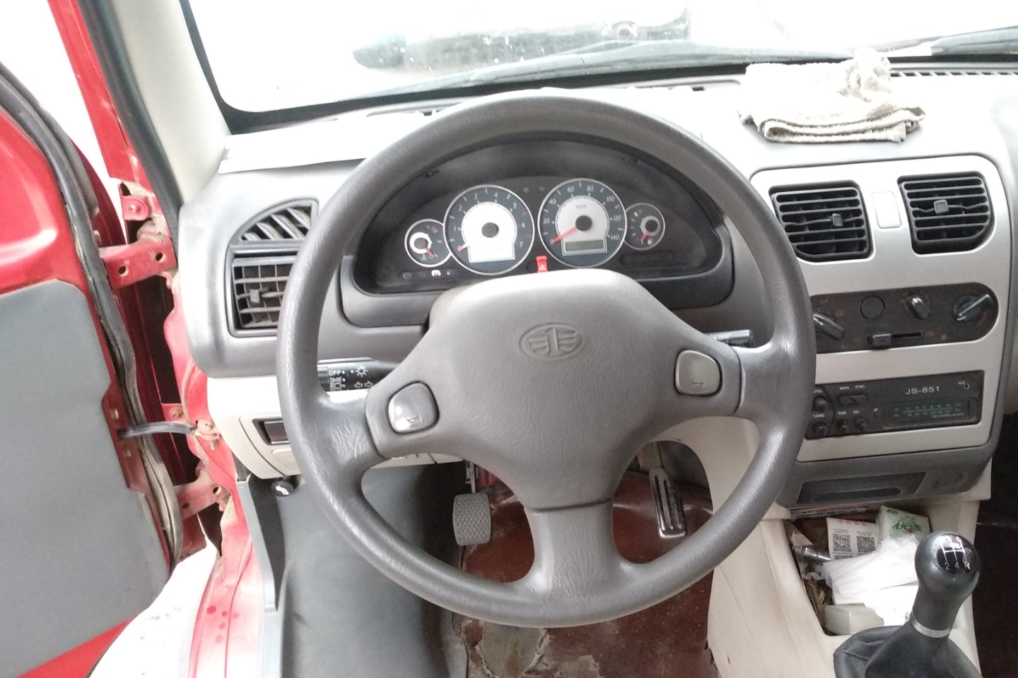 一汽佳宝v522011款10l手动7座实用型国Ⅳ