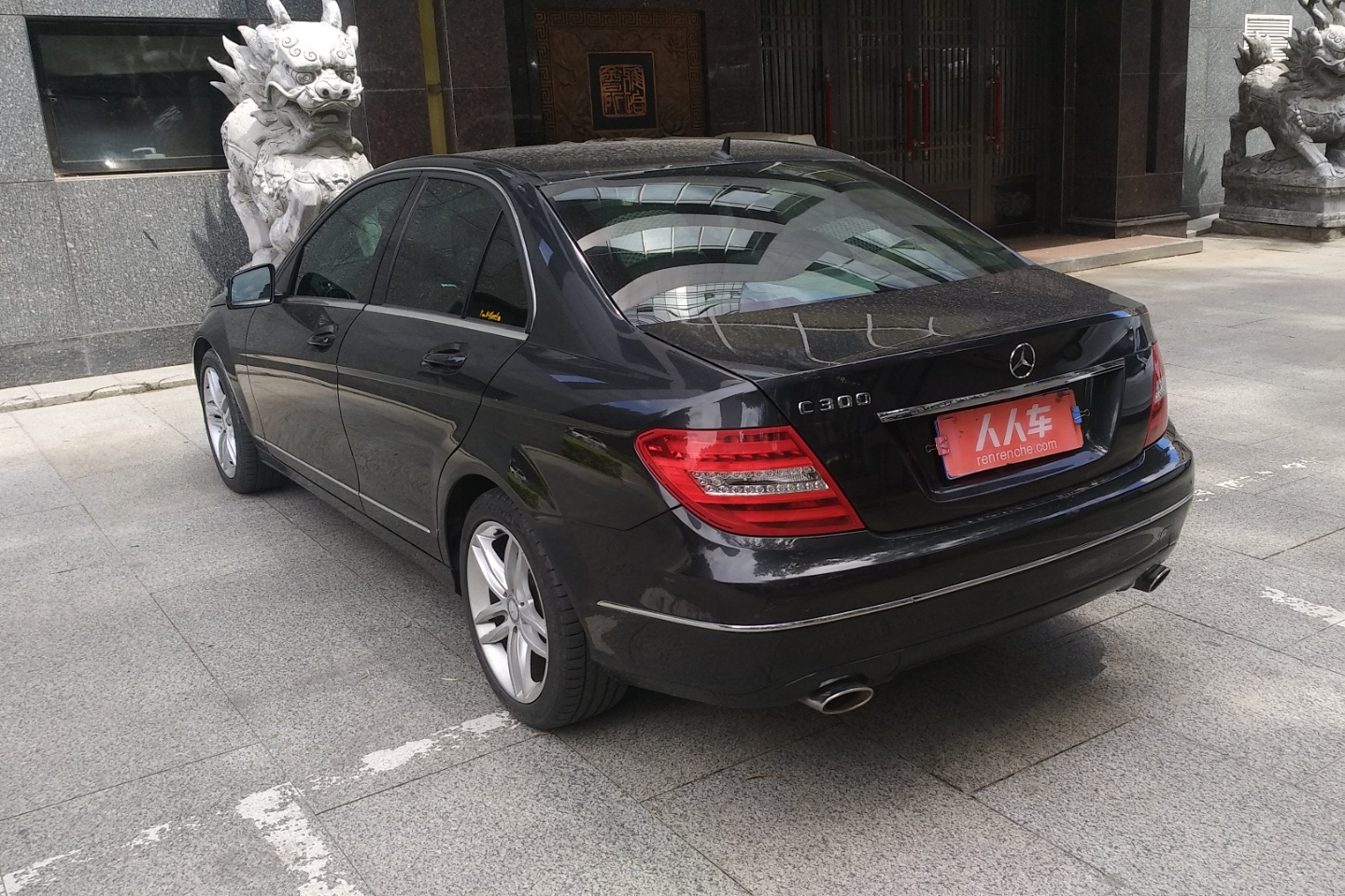 奔驰c级c3002011款30l自动时尚型国Ⅳ