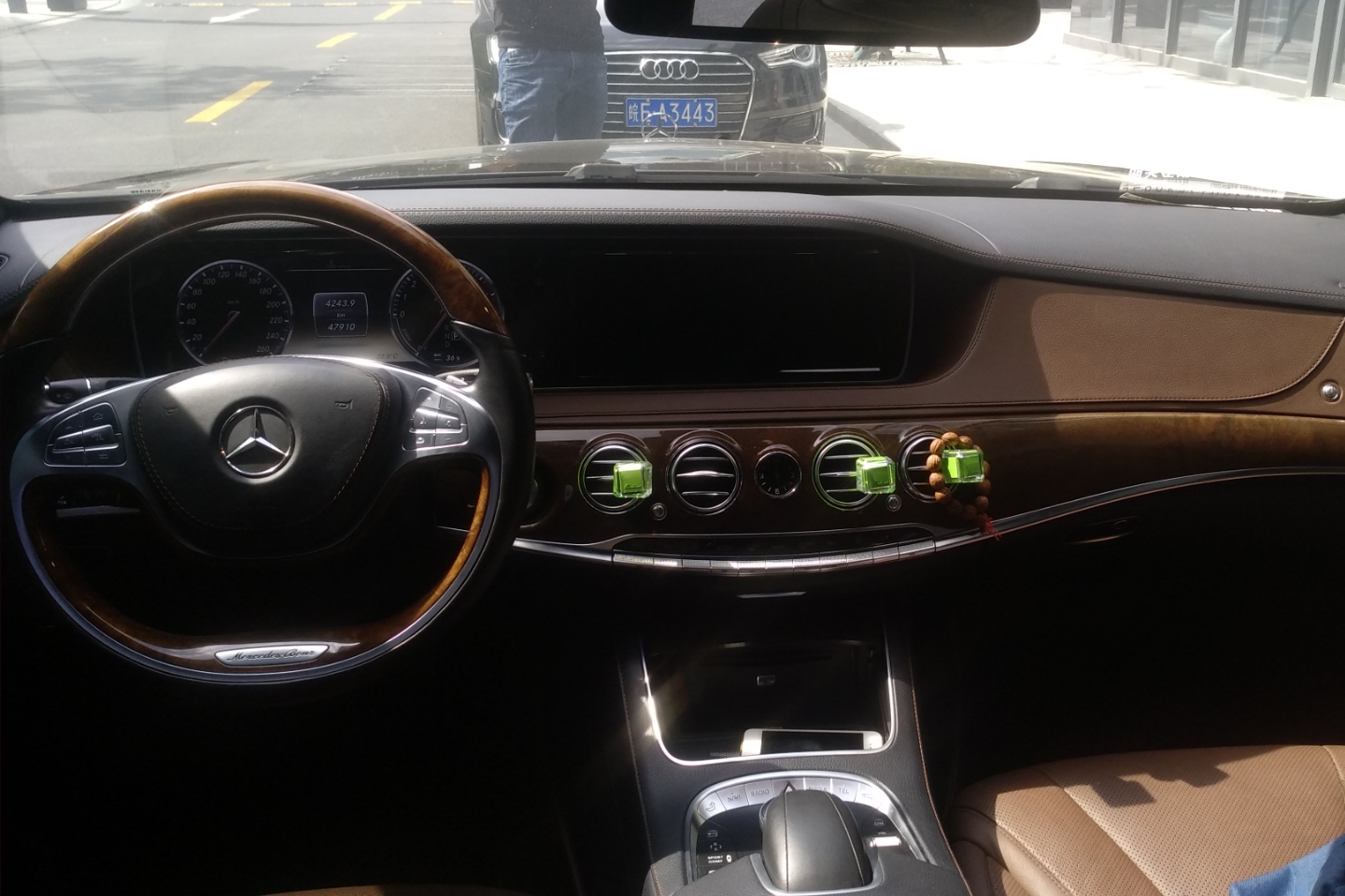 奔驰S级 S400 [进口] 2014款 3.5L 自动 油电混合 加长版 