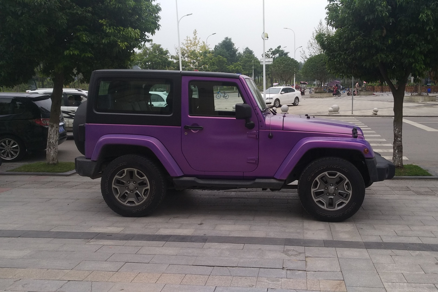 吉普牧马人 [进口] 2013款 3.6l 自动 四驱 sahara