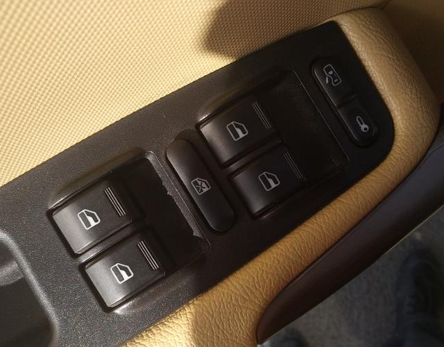 奇瑞瑞虎 2011款 1.6L 手动 前驱 舒适型 (国Ⅳ) 
