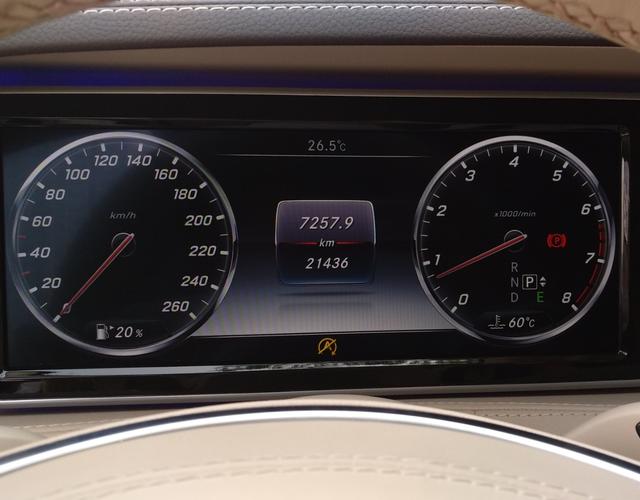 奔驰S级 S320 [进口] 2017款 3.0T 自动 汽油 商务型升级加长版 