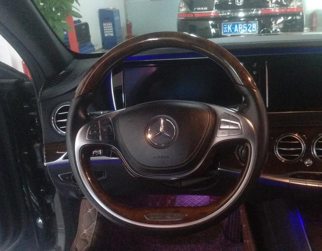奔驰S级 S400 [进口] 2015款 3.0T 自动 汽油 加长版 