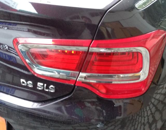 DS5LS三厢 2014款 1.6T 自动 4门5座三厢车 雅致版THP160 (国Ⅴ) 