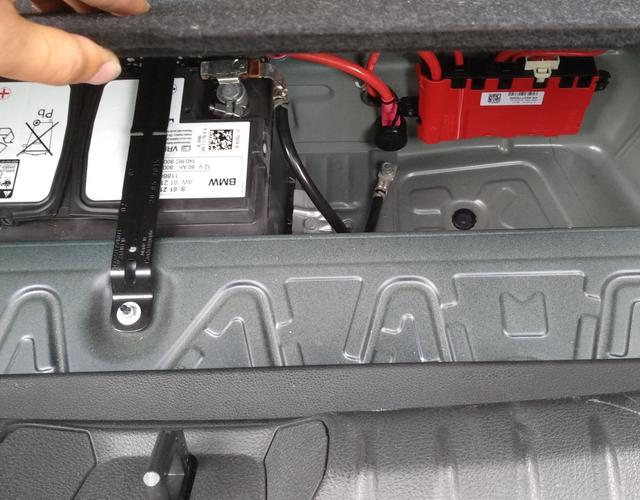 宝马1系 118i [进口] 2015款 1.6T 自动 汽油 领先版 (欧Ⅴ) 