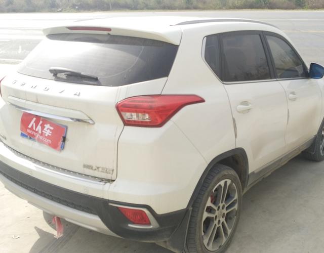北京汽车绅宝X35 2016款 1.5L 自动 尊贵版 (国Ⅴ) 
