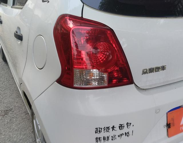 众泰Z100 2013款 1.0L 手动 舒适型 (国Ⅳ) 