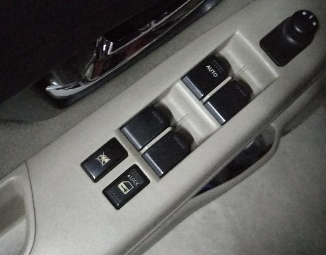 铃木天语SX4 2011款 1.6L 自动 5门5座两厢车 灵动型 (国Ⅳ) 