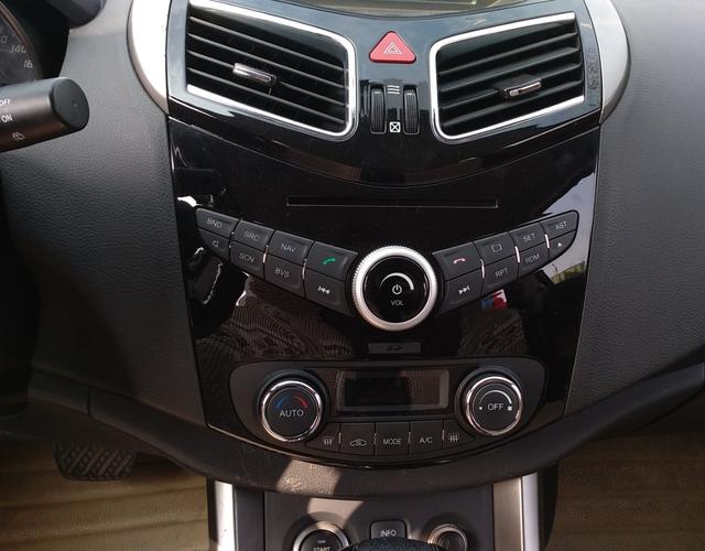 海马S5 2015款 1.5T 自动 前驱 豪华运动版 (国Ⅴ) 