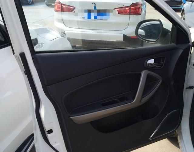 海马S5 2015款 1.6L 手动 前驱 豪华型天窗版 (国Ⅴ) 
