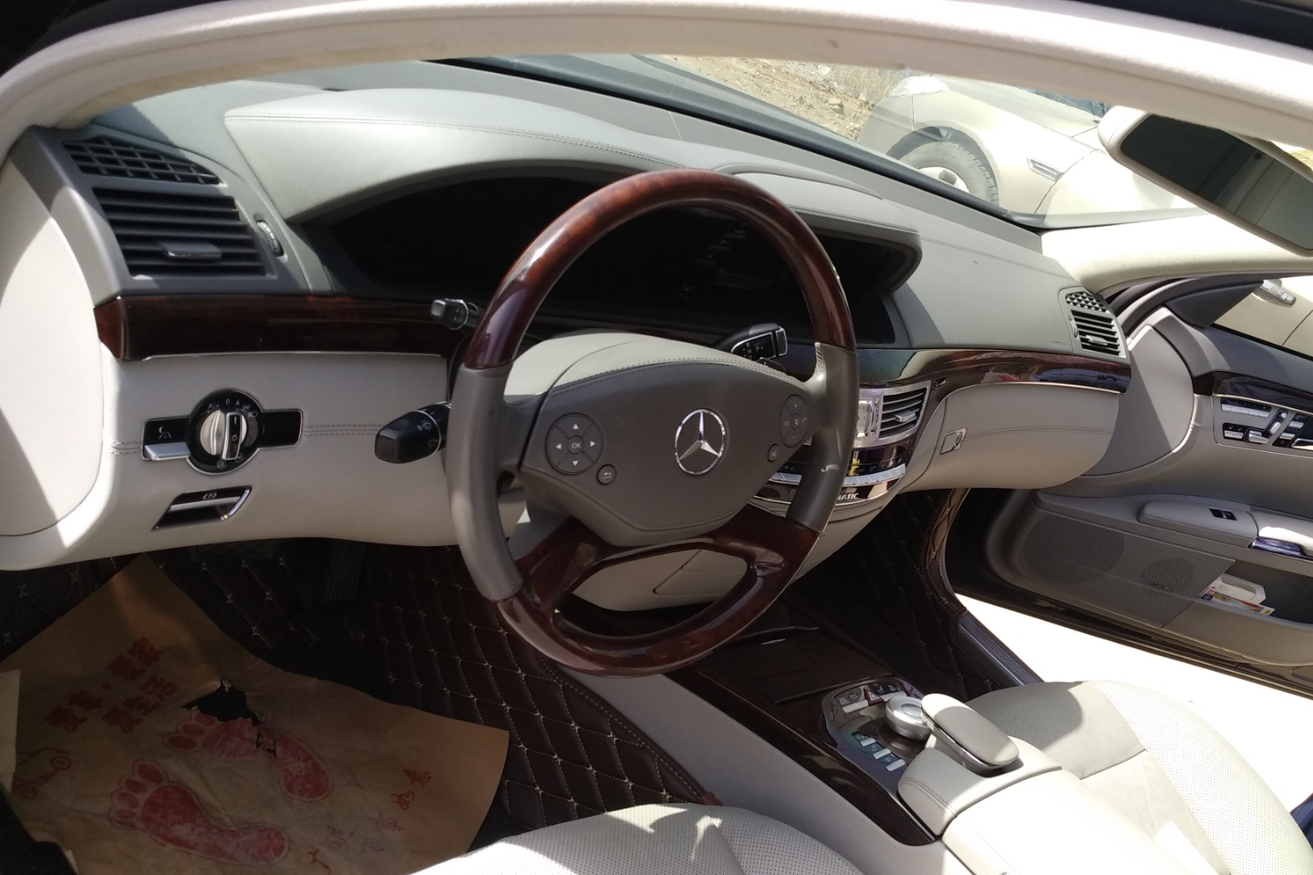 奔驰s级 s500 [进口] 2010款 5.5l 自动 汽油 加长版