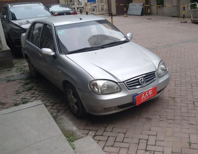天津一汽夏利N3 2005款 1.1L 手动 两厢轿车 (国Ⅲ) 