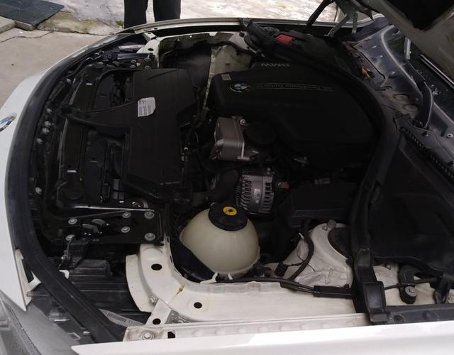 宝马3系 320i [进口] 2014款 2.0T 自动 汽油 运动设计套装 