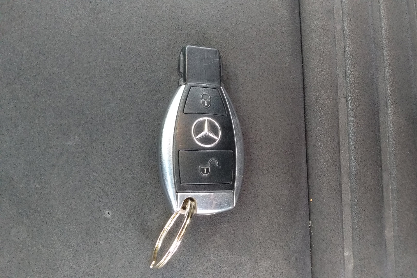 奔驰a级a200进口2015款16t自动汽油限量运动型