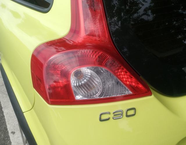 沃尔沃C30 [进口] 2012款 2.0L 自动 汽油 (欧Ⅳ) 