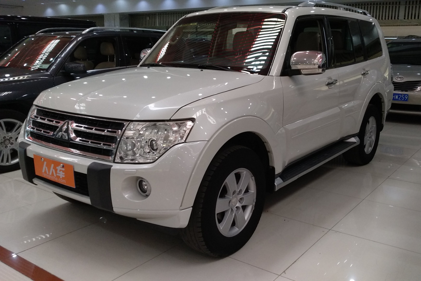 三菱帕杰罗进口2010款30l自动四驱精英版