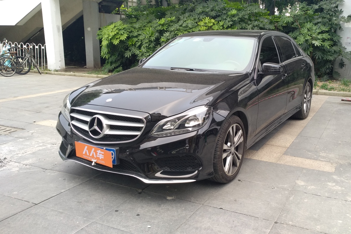 奔驰e级e200l2015款20t自动汽油运动型改款国Ⅴ