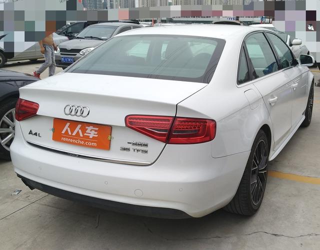 奥迪A4L 2013款 2.0T 自动 标准型 (国Ⅳ) 