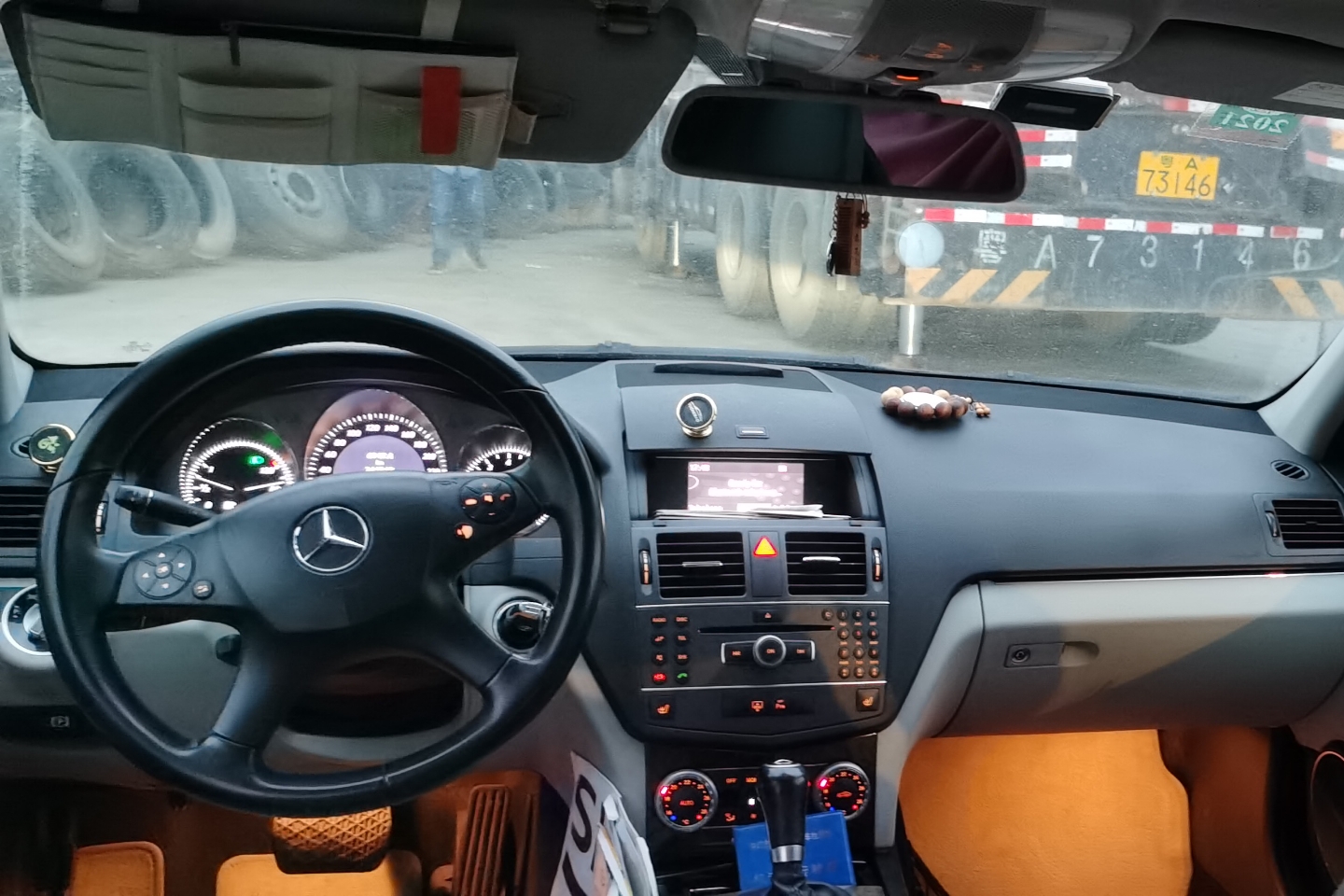 奔驰c级c2002010款18t自动时尚型国Ⅳ