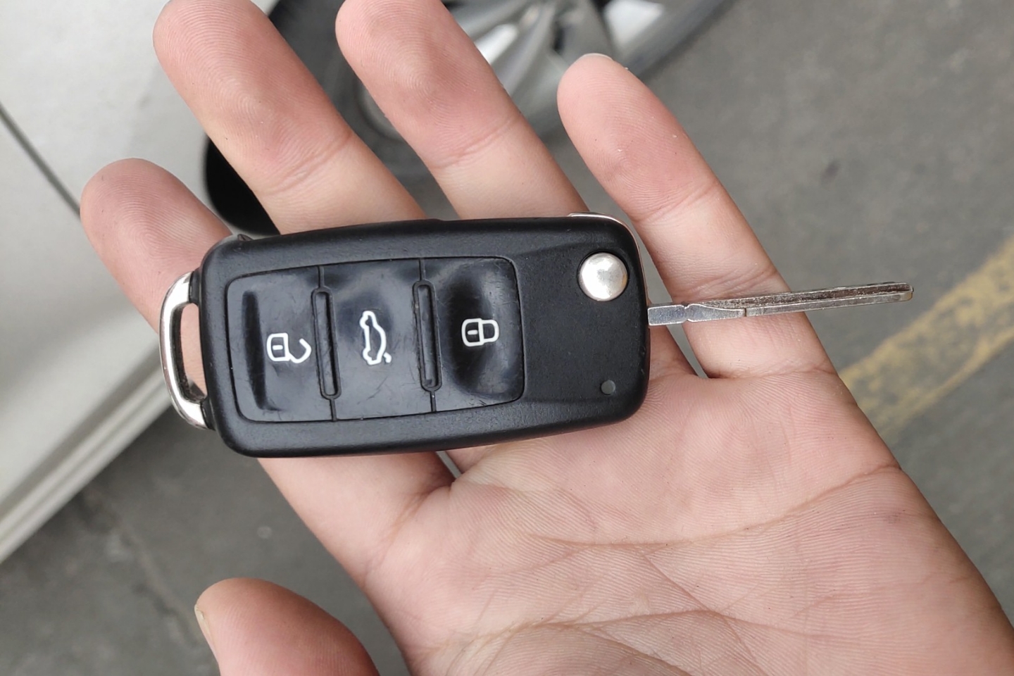 大众速腾2014款14t自动豪华型国Ⅳ