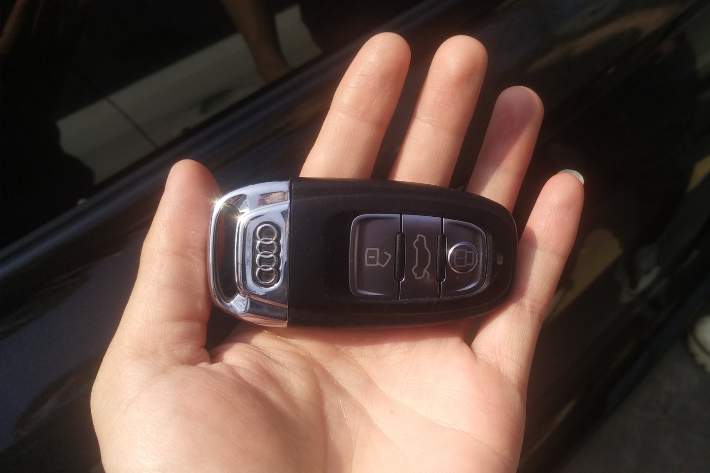 奥迪a6ltfsi2014款20t自动标准型国Ⅳ