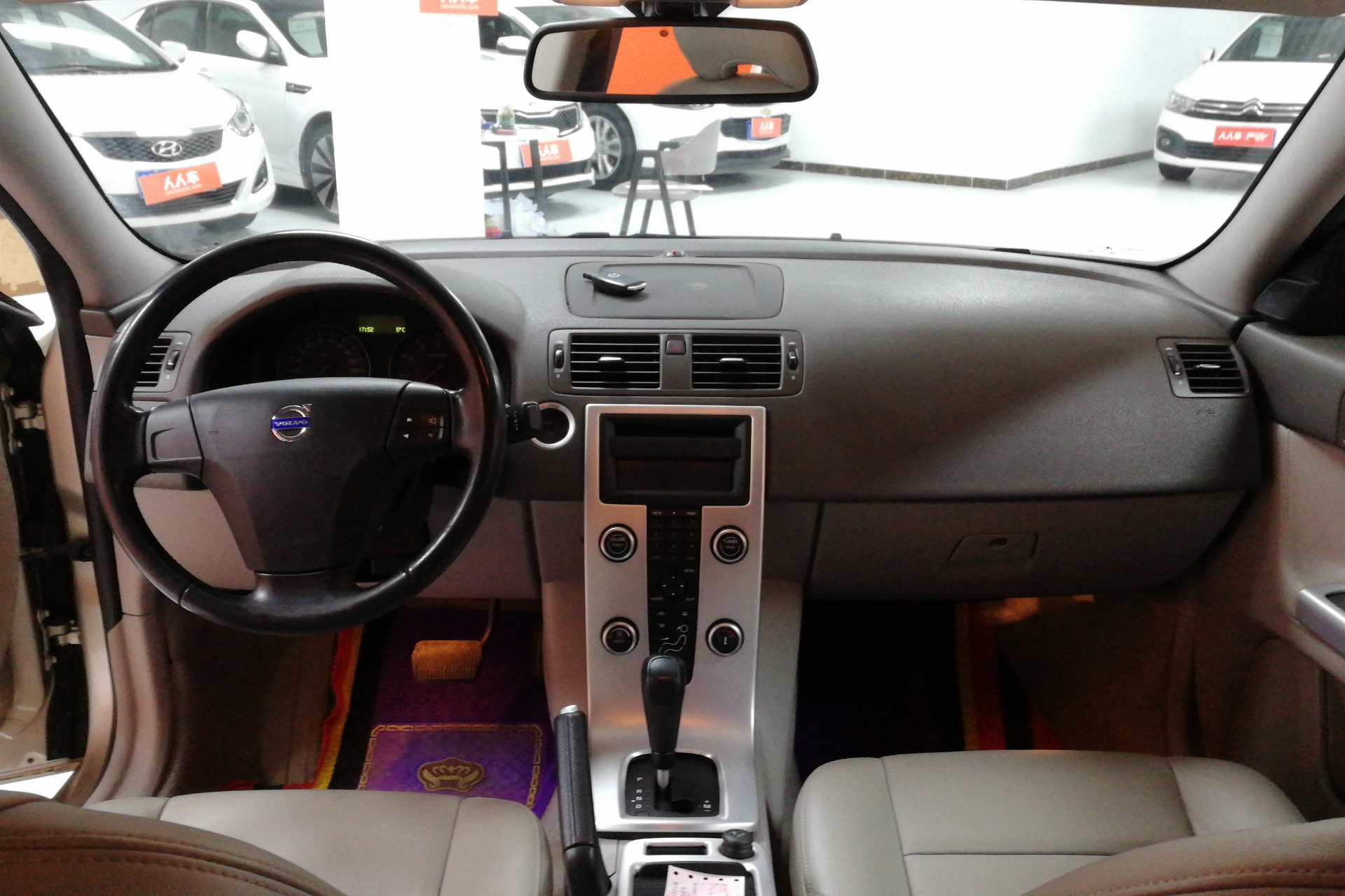 沃尔沃S40 2010款 2.0L 自动 汽油 智尚版 (国Ⅳ) 