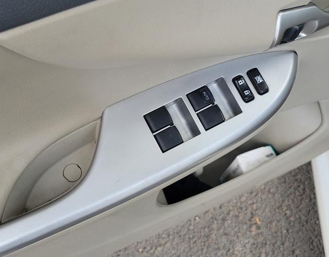 丰田卡罗拉 2011款 1.6L 自动 GL天窗版 (国Ⅳ) 