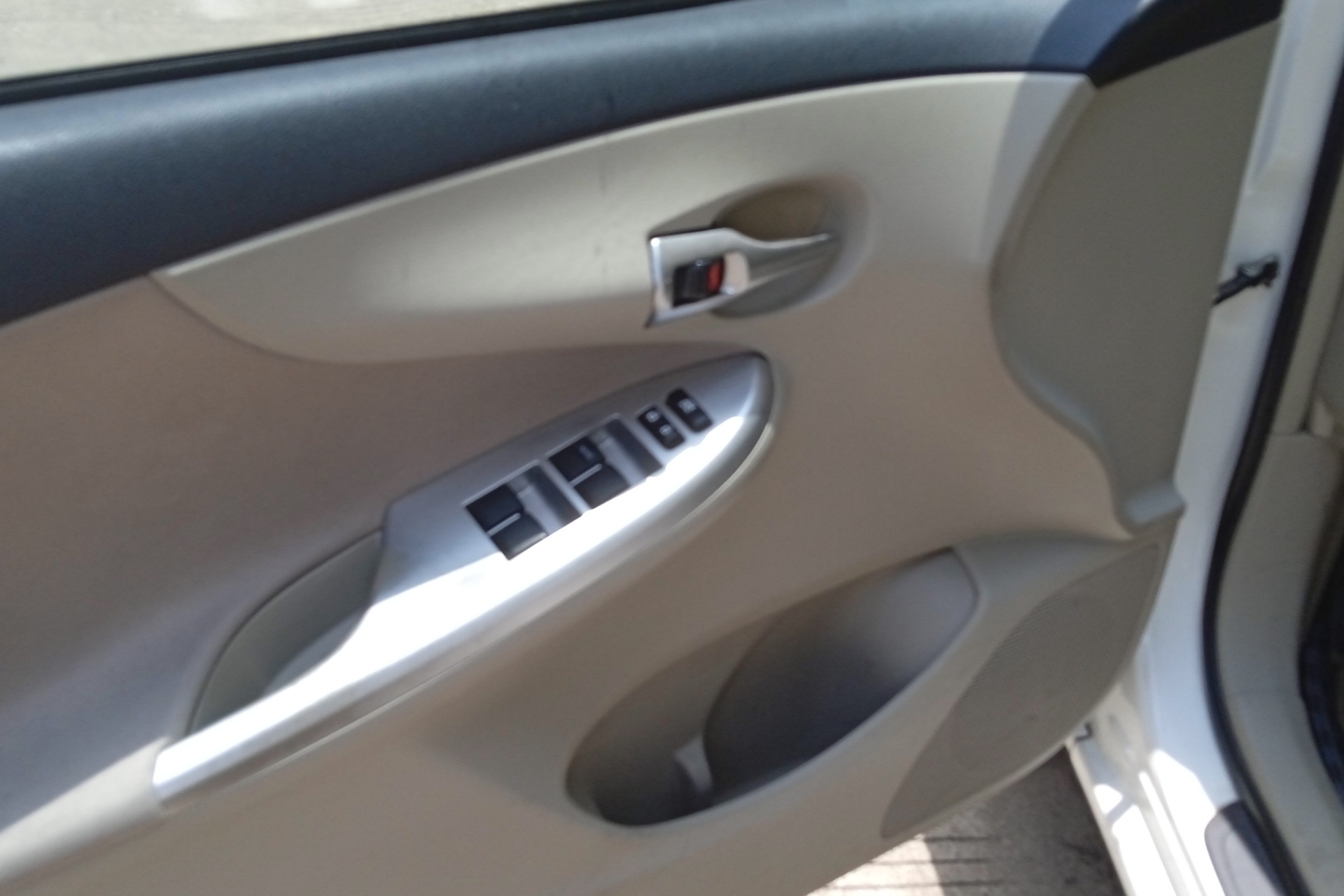 丰田卡罗拉 2012款 1.6L 自动 GL炫装版 (国Ⅳ) 