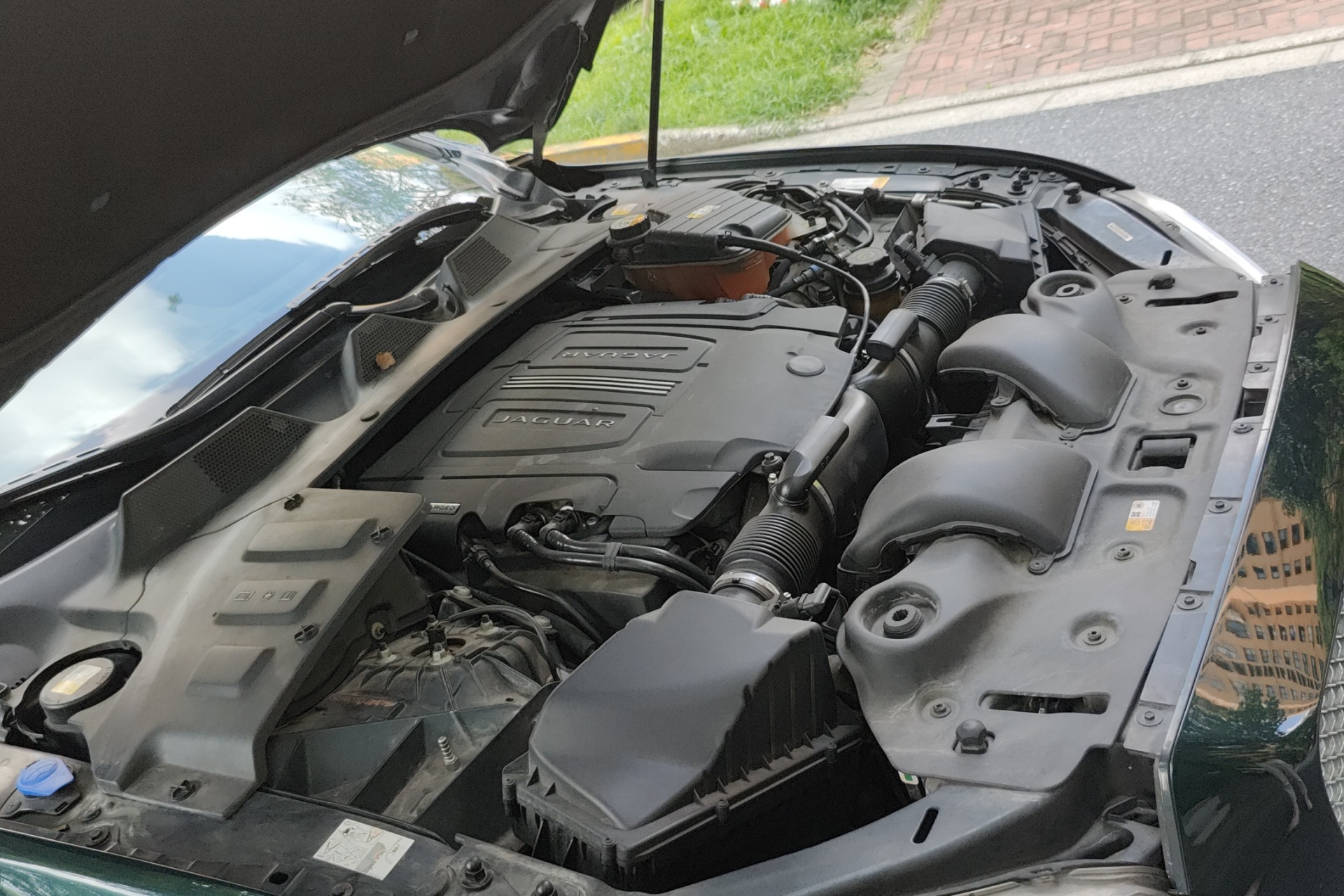 捷豹XJ L [进口] 2014款 3.0T 自动 汽油 全景商务版 (欧Ⅳ) 