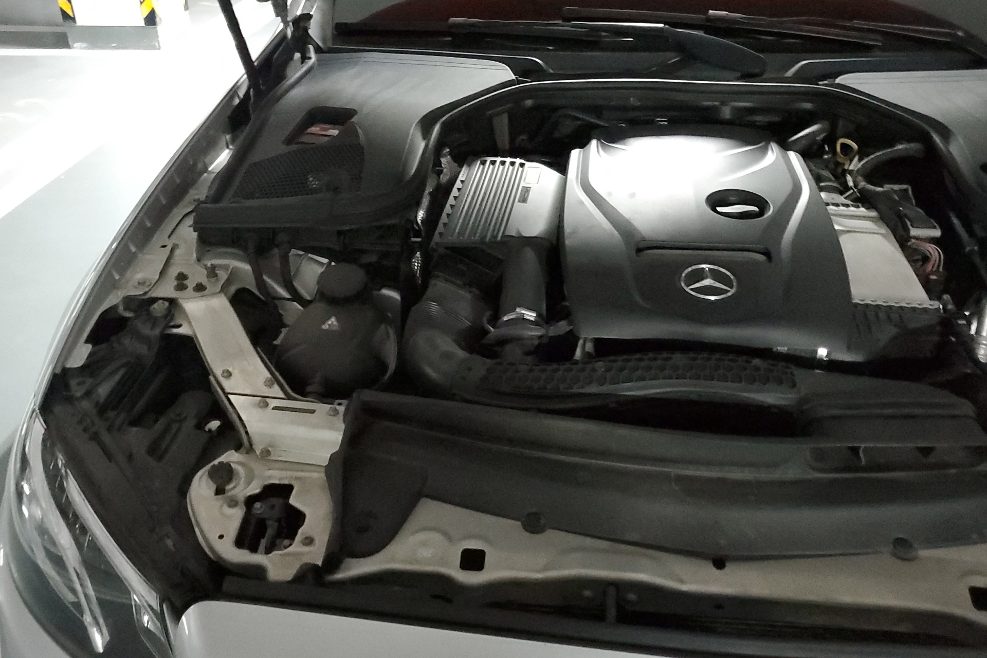 奔驰E级 E200L 2016款 2.0T 自动 汽油 运动型 (国Ⅴ) 