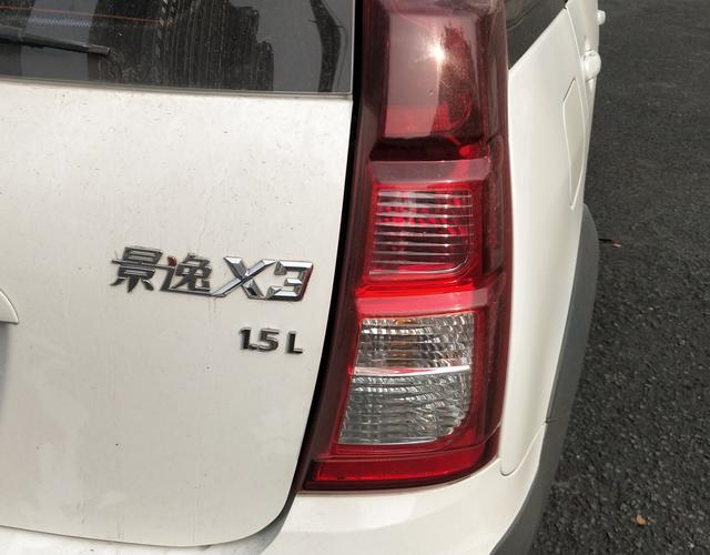 东风风行景逸X3 2015款 1.5L 手动 前驱 舒适型 (国Ⅳ) 