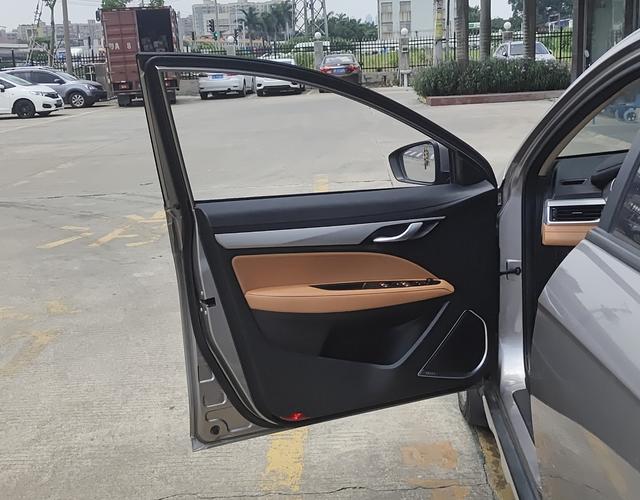 吉利远景S1 2018款 1.4T 自动 前驱 锋驰型 (国Ⅴ) 