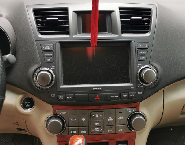 丰田汉兰达 2009款 3.5L 自动 四驱 至尊版 (国Ⅳ) 