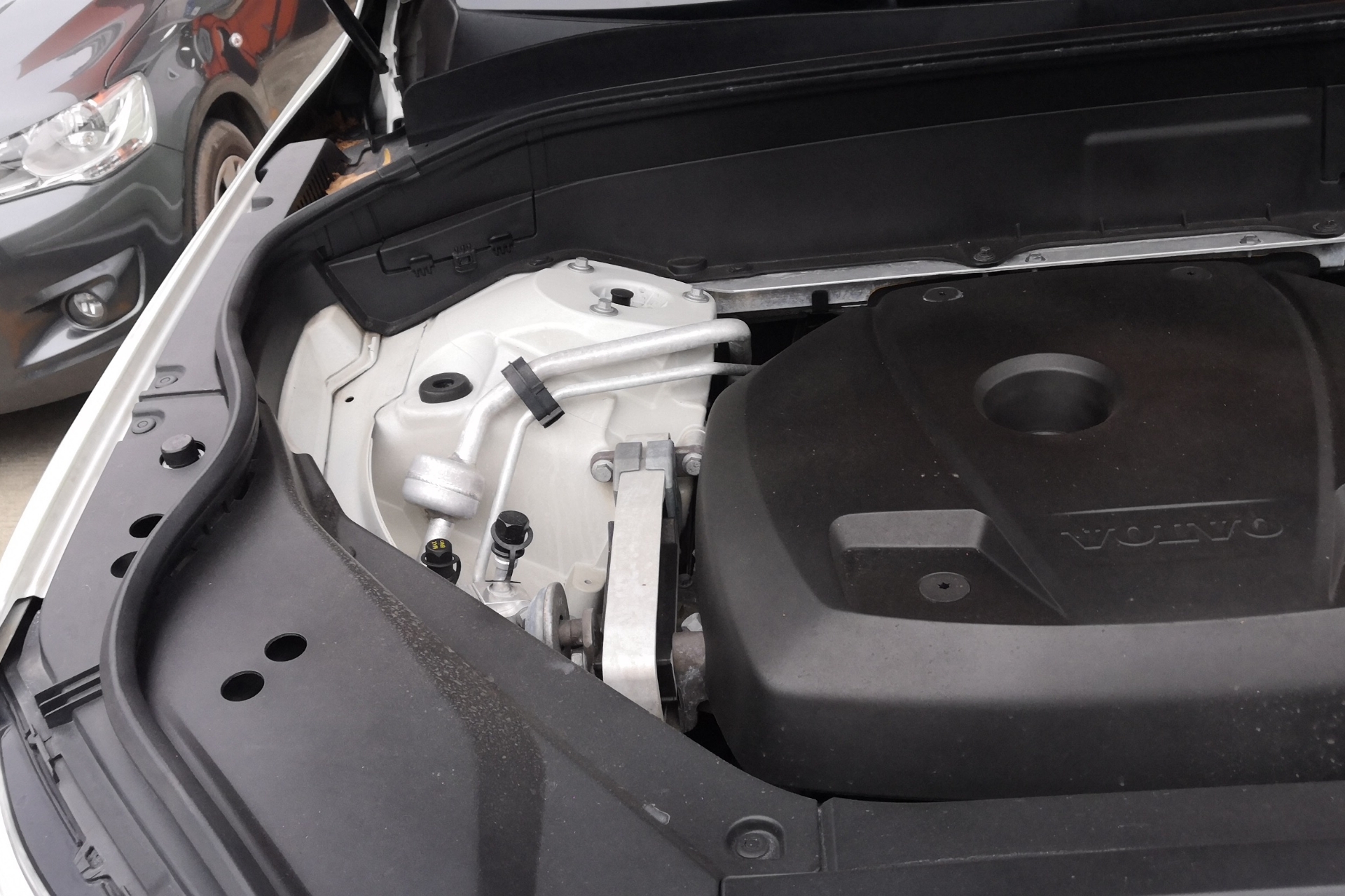 沃尔沃XC90 T6 [进口] 2015款 2.0T 自动 四驱 汽油 智逸版 