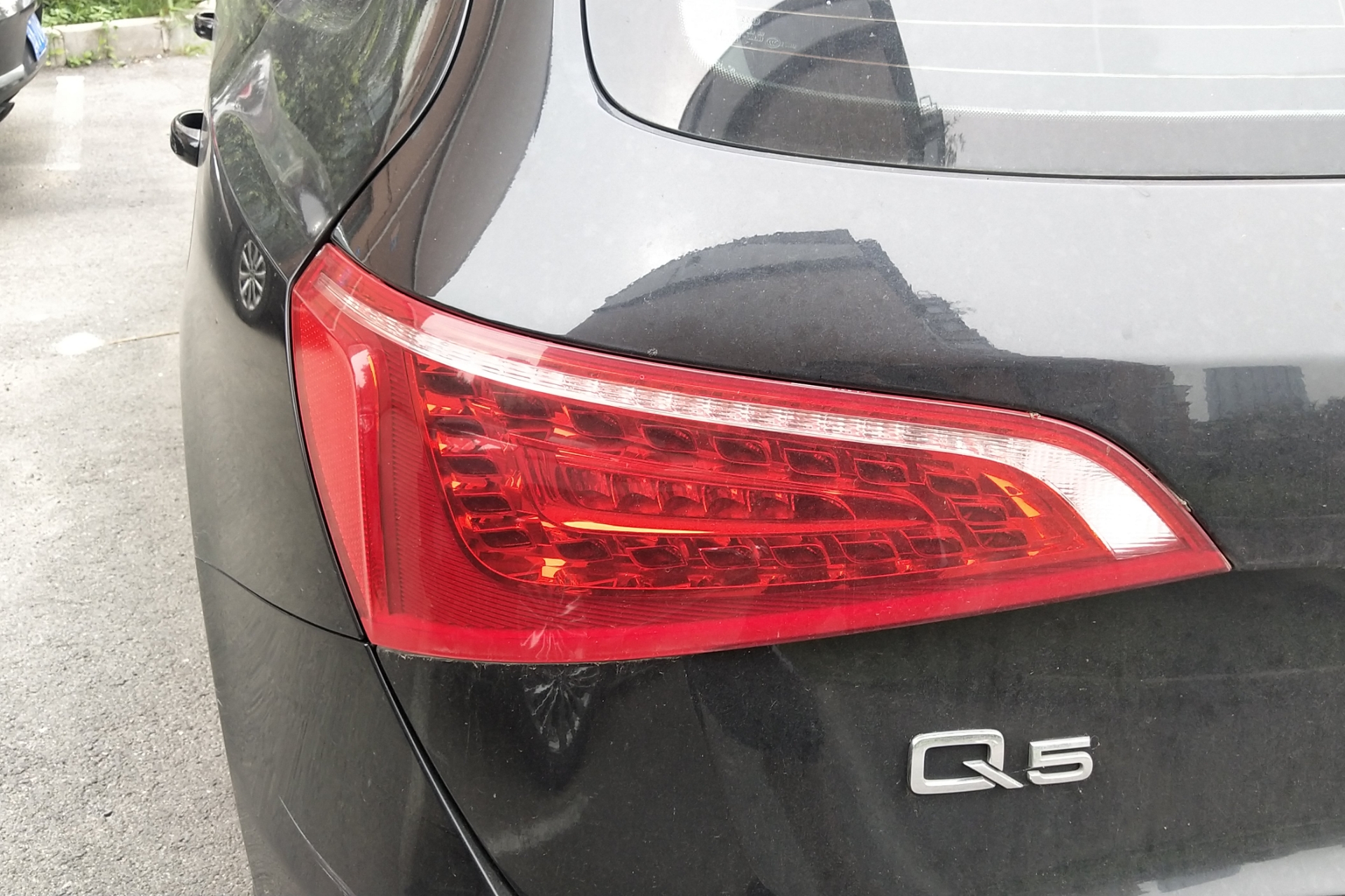 奥迪Q5 2012款 2.0T 自动 四驱 汽油 进取型 (国Ⅳ) 