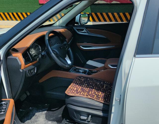众泰T300 EV 2018款 自动 旗舰型 纯电动 