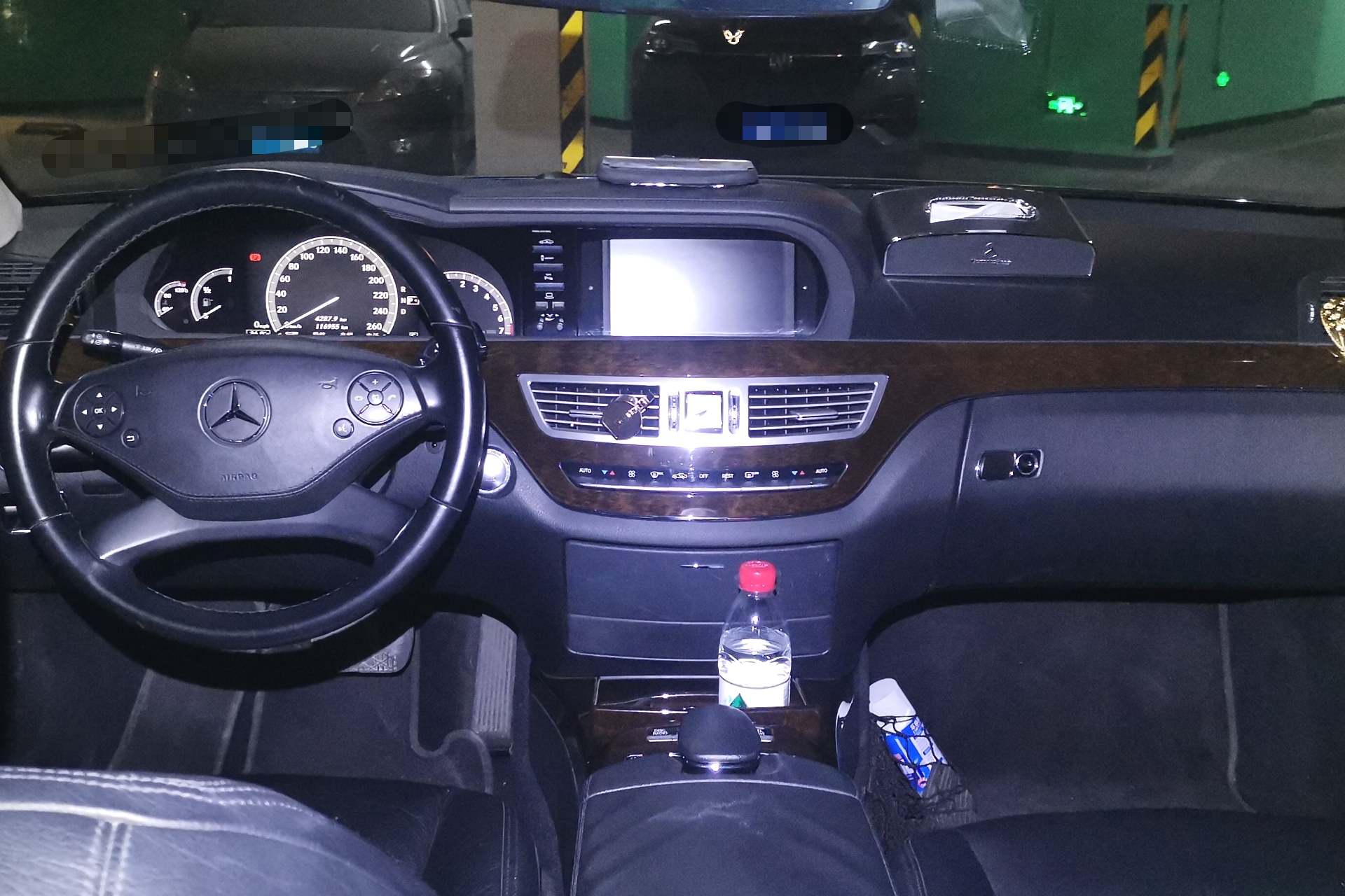 奔驰S级 S300 [进口] 2010款 3.0L 自动 汽油 尊贵型加长版 