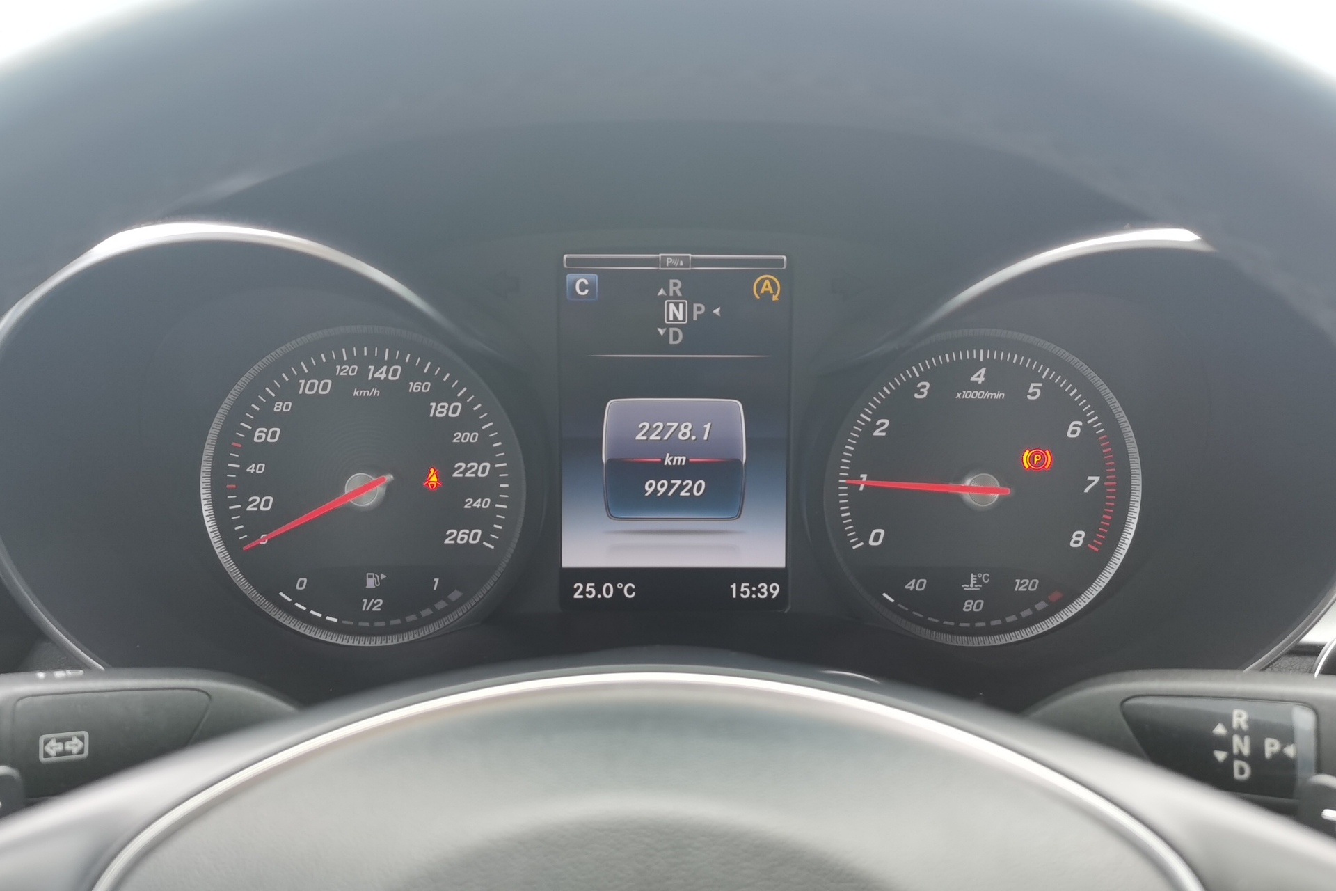 奔驰C级 C200L 2015款 2.0T 自动 运动型 (国Ⅴ) 