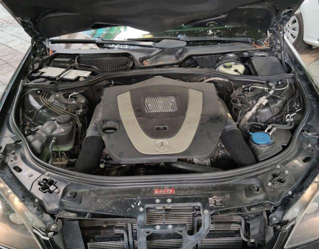 奔驰S级 S300 [进口] 2008款 3.0L 自动 汽油 商务型加长版 