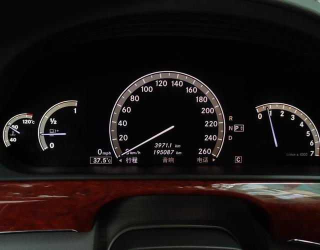 奔驰S级 S300 [进口] 2008款 3.0L 自动 汽油 商务型加长版 