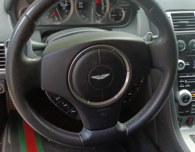 阿斯顿马丁V8 [进口] 2011款 4.7L 自动 Sportshift Coupe 
