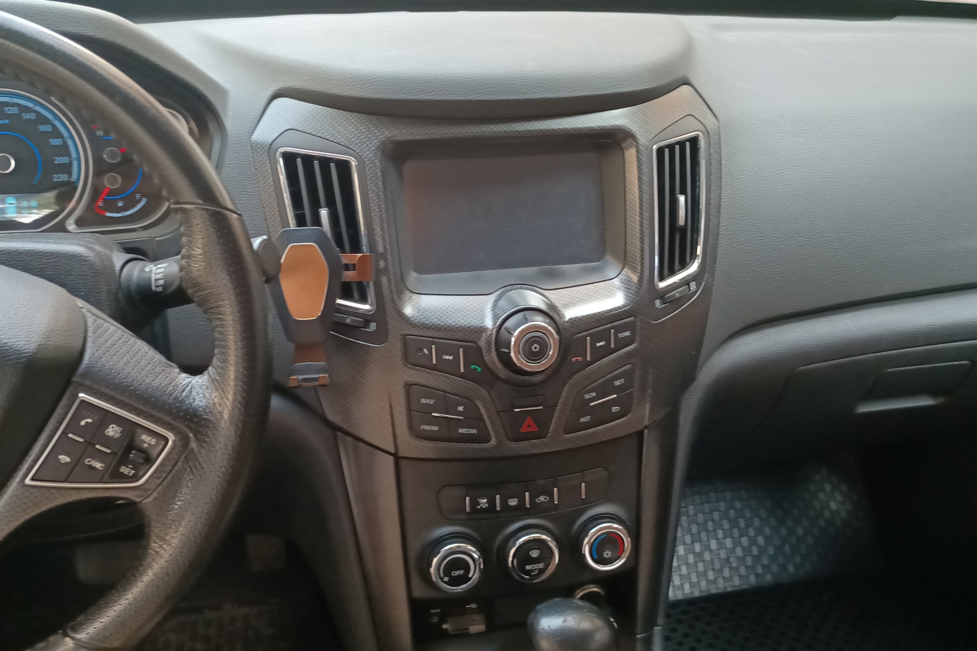 海马S7 2013款 2.0L 自动 前驱 智享版 (国Ⅳ) 