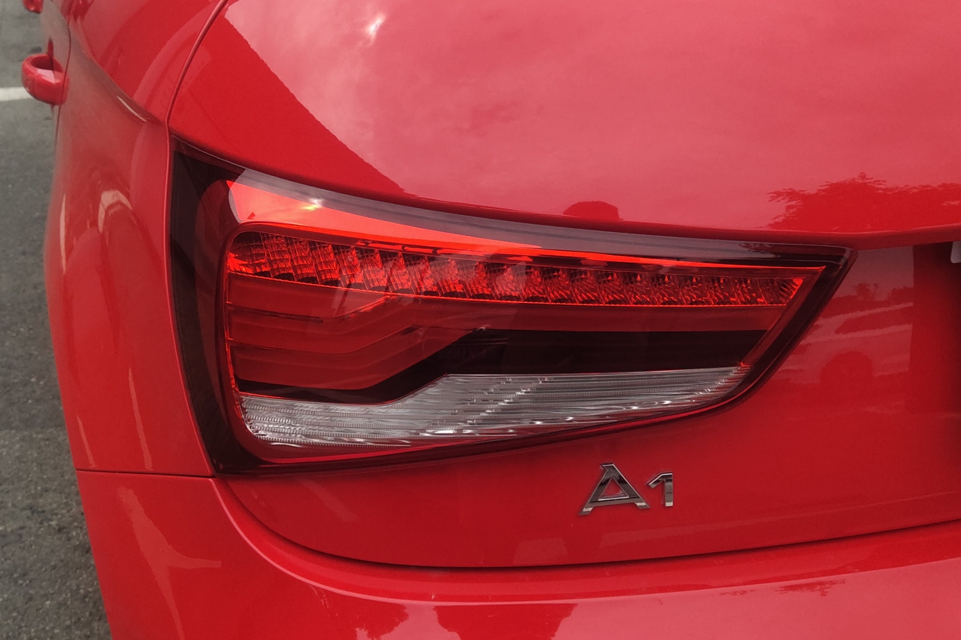 奥迪A1 [进口] 2016款 1.4T 自动 5门 Sportback运动版 