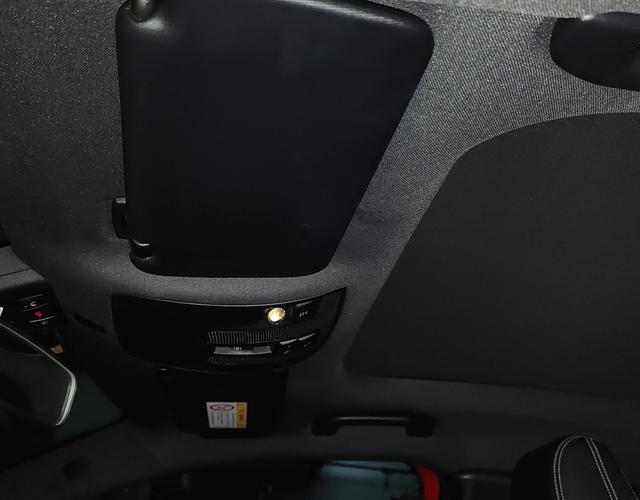 奔驰A级 A200 [进口] 2017款 1.6T 自动 汽油 动感型 