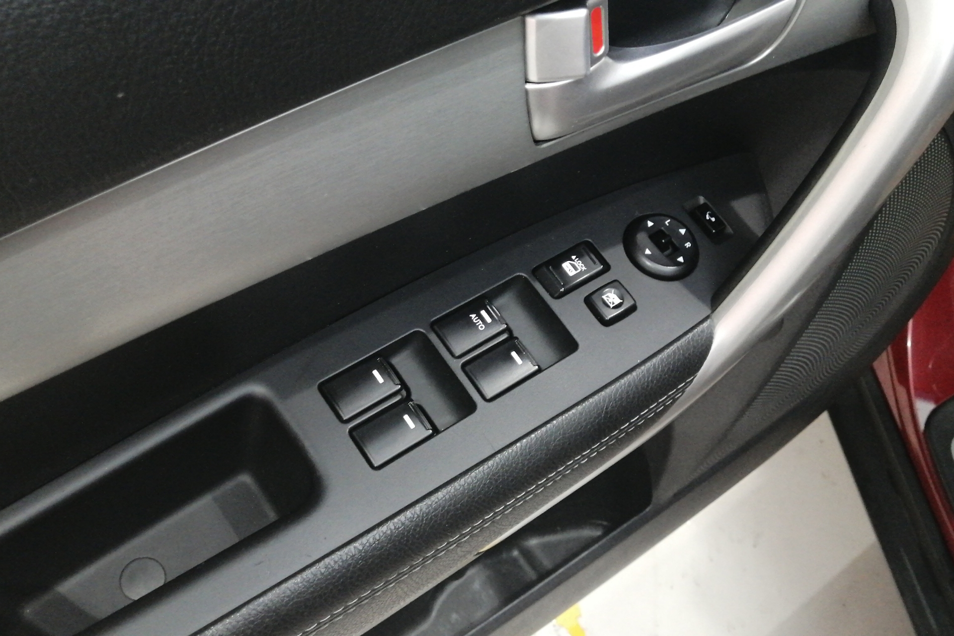 起亚索兰托 [进口] 2013款 2.4L 自动 四驱 至尊版 