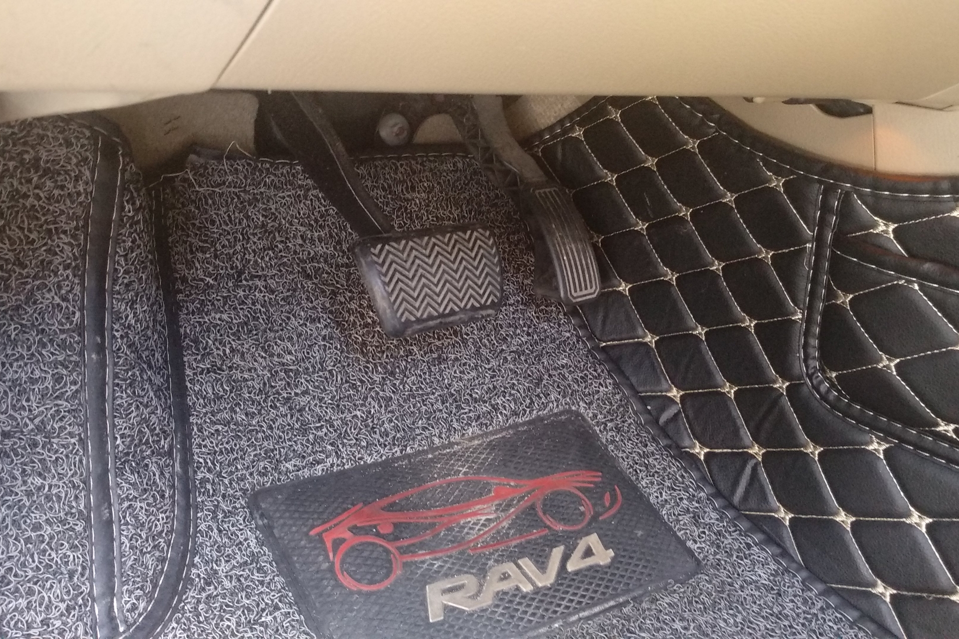 丰田RAV4 2011款 2.0L 自动 前驱 经典型 (国Ⅳ) 