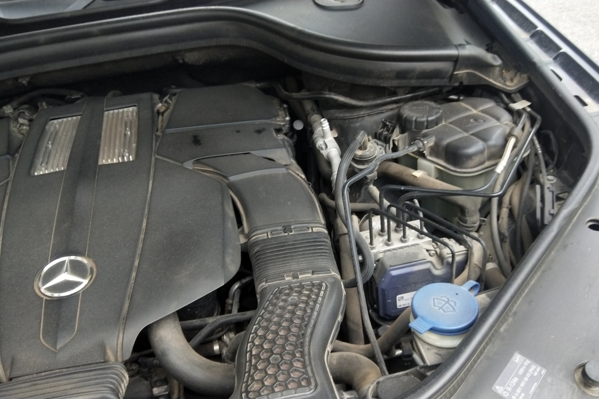 奔驰M级 ML320 [进口] 2014款 3.0T 自动 汽油 (欧Ⅳ) 